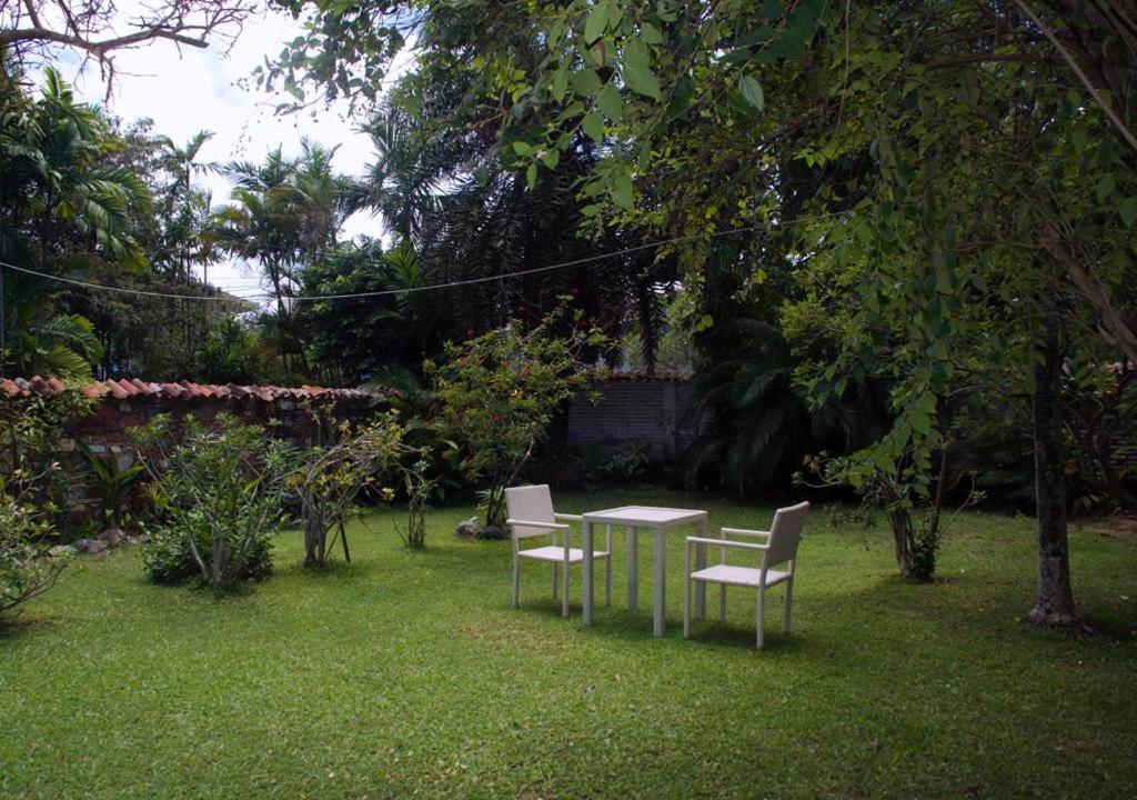 Cottage Garden Bungalows Moratuwa Eksteriør bilde